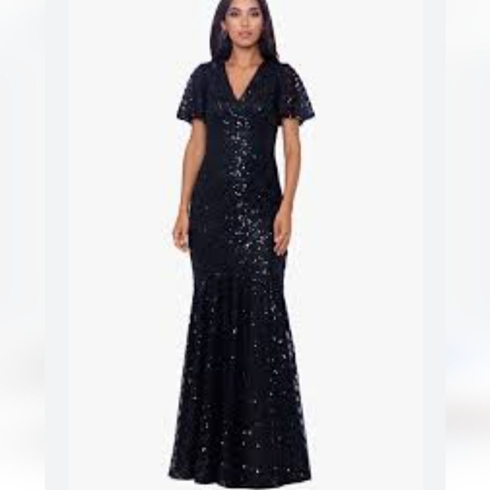 XSCAPEShort Sleeve V-Neck Dress with Sequins